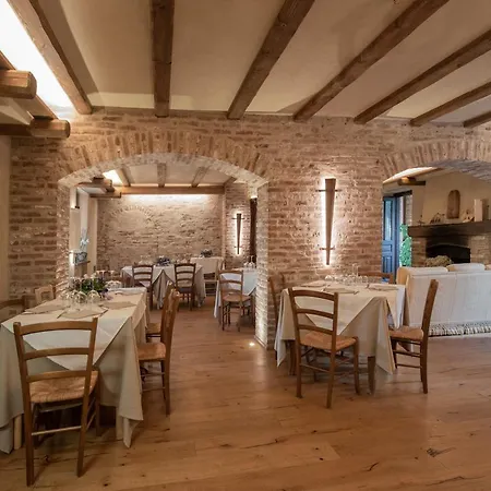 La Del Nocciolo カントリーハウス