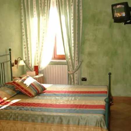 منزل ريفي La Del Nocciolo