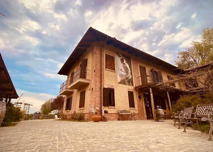 カントリーハウス La Del Nocciolo ノヴェッロ