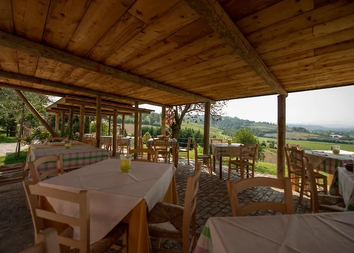 La Del Nocciolo カントリーハウス *